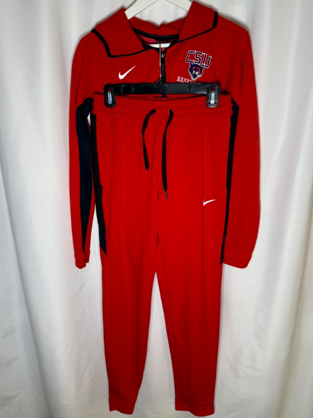 Nike Women's Dri-FIT Red Black 2 Piece Sweatsuit Set Size Medium  (UPDATED)